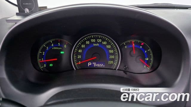 Kia Carnival R President, 2011 8