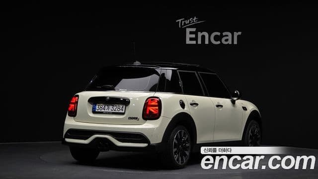 Mini Cooper S 3세대, 2022 2