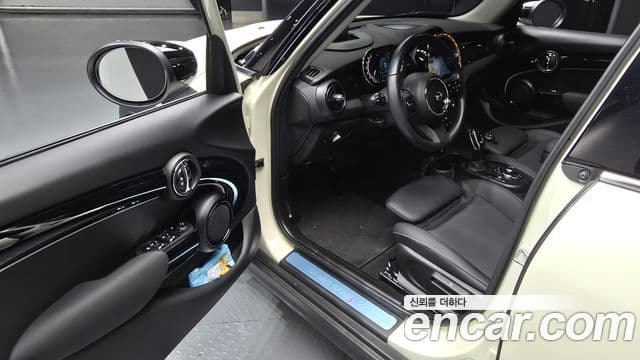 Mini Cooper S 3세대, 2022 11