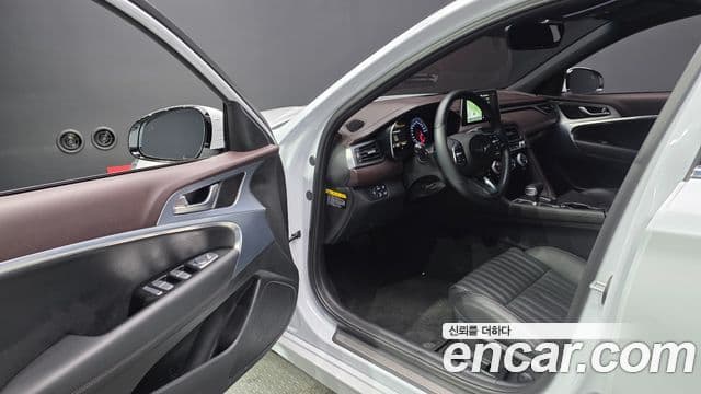 Genesis G70 Elite, 2019 10