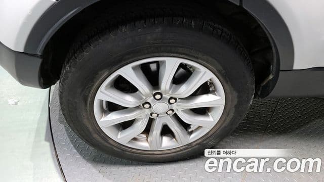 Land Rover Range Rover Evoque 2.0 TD4 SE, 2016 все фото