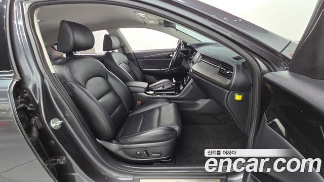 Kia K7 Premier Prestige, 2020 11