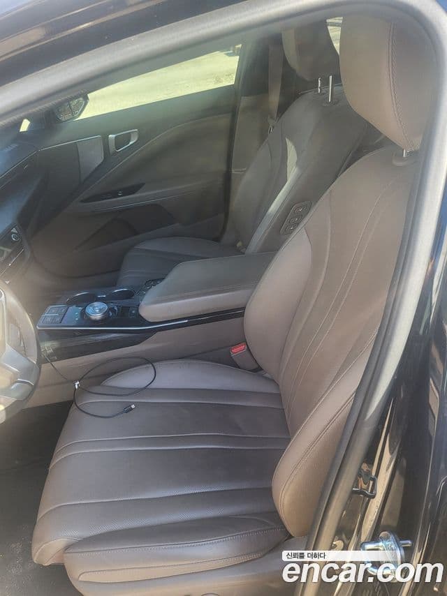 Kia K8 гибрид Noblesse, 2023 9