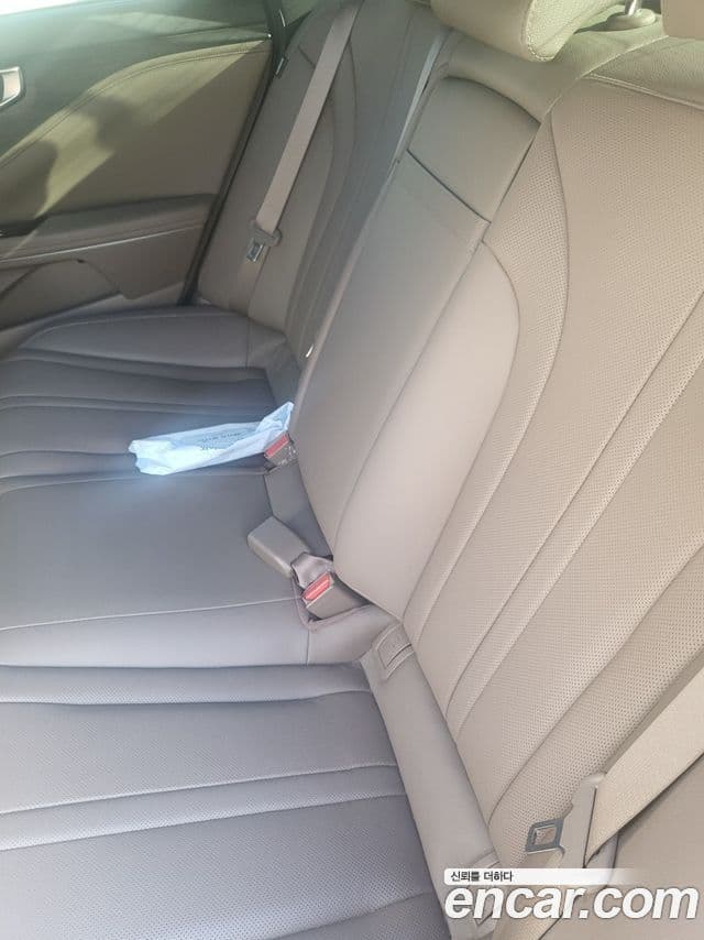 Kia K8 гибрид Noblesse, 2023 13