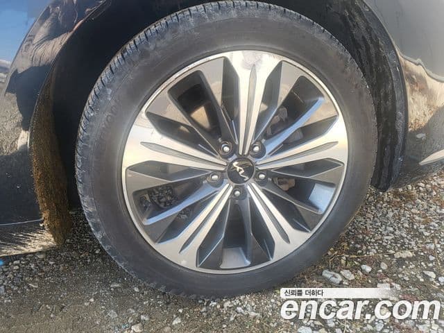 Kia K8 гибрид Noblesse, 2023 17