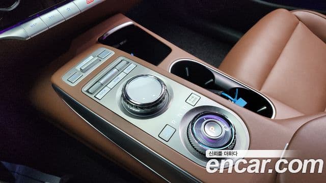 Genesis GV70, 2022 9