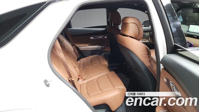 Genesis GV70, 2022 12