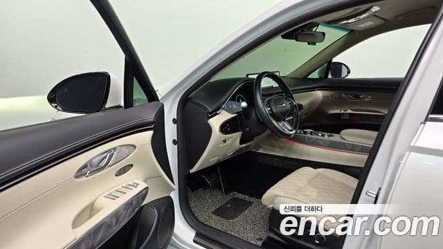 Genesis GV70, 2024 10