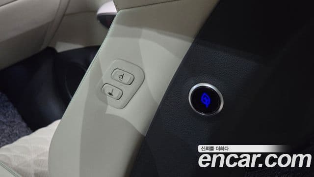 Genesis GV70, 2024 17