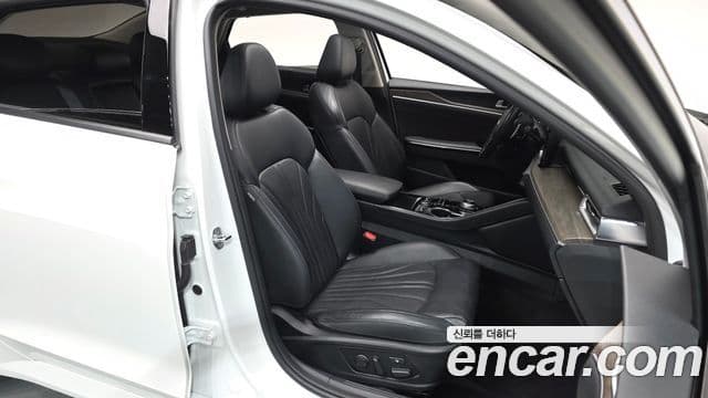 Kia K5 3세대 Signature, 2020 10