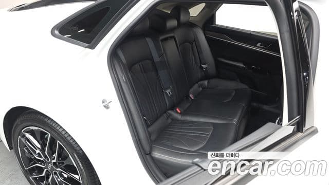 Kia K5 3세대 Signature, 2020 11