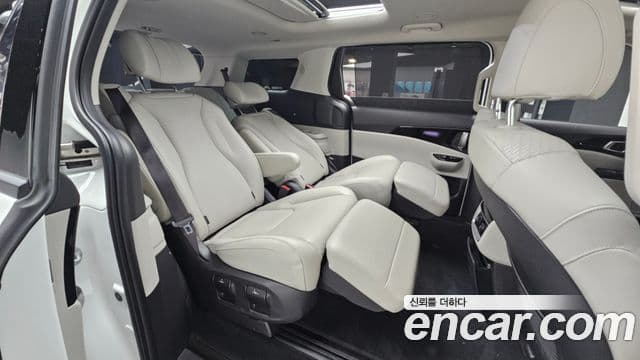 Kia Carnival 4세대 Signature, 2023 12