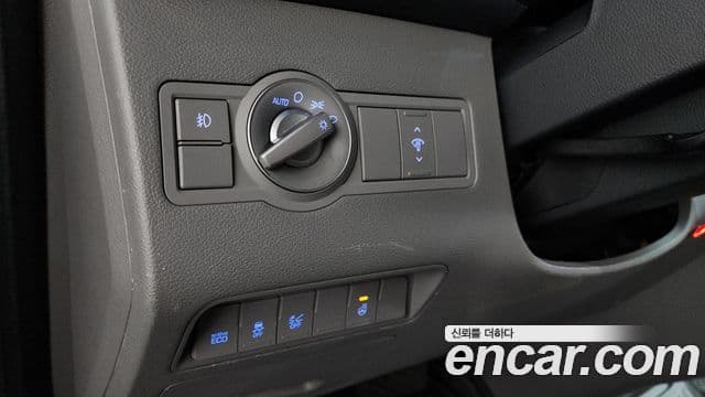 Hyundai 쏠라티 Luxury, 2022 16