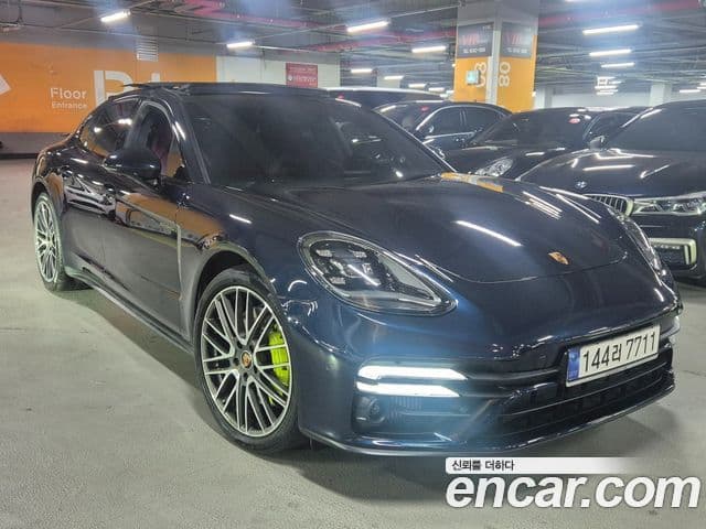 Porsche Panamera (971) 2.9 AWD E-гибрид Platinum Edition, 2023 все фото