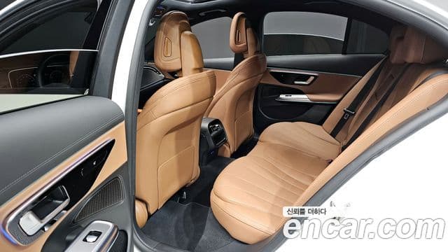 Mercedes-Benz E-класс W214 Avantgarde, 2025 10