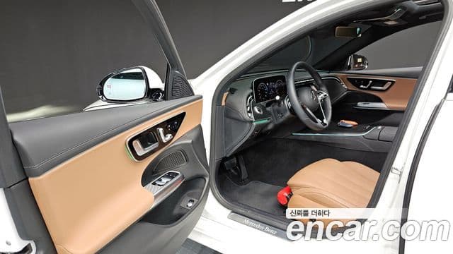 Mercedes-Benz E-класс W214 Avantgarde, 2025 11