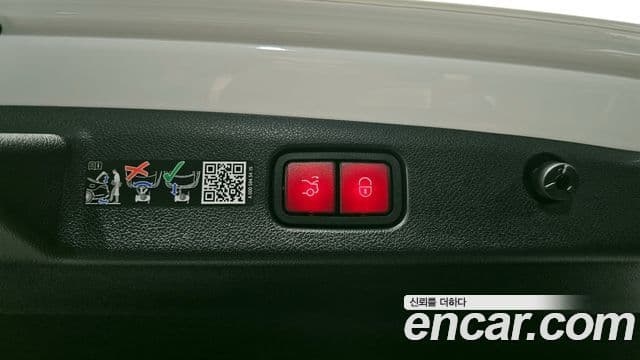 Mercedes-Benz E-класс W214 Avantgarde, 2025 16