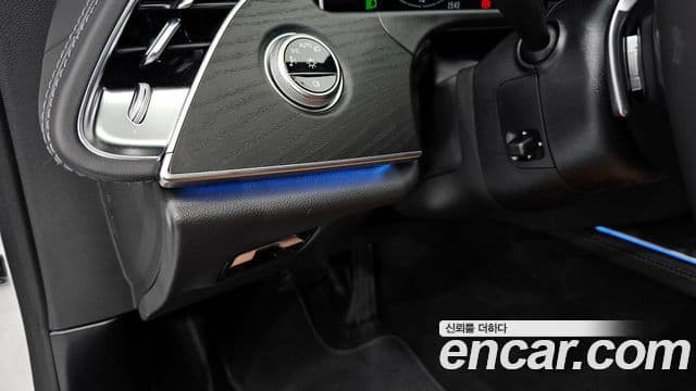 Mercedes-Benz E-класс W214 Avantgarde, 2025 17