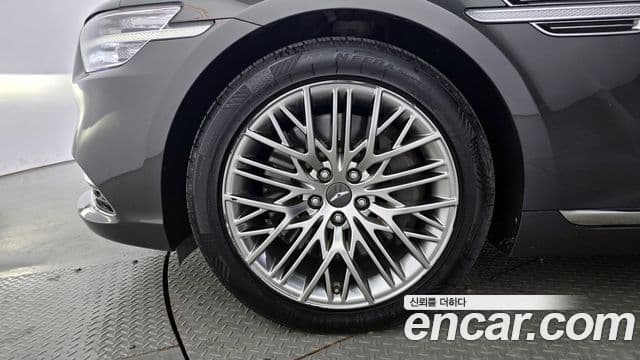 Genesis G90 Premium Luxury, 2022 все фото