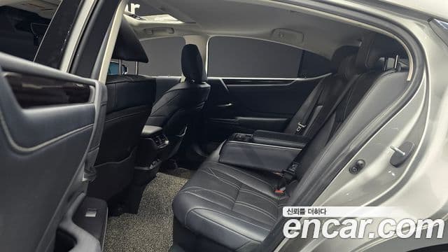 Lexus ES300h 7세대 Luxury Plus, 2020 12