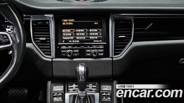 Porsche Macan 95B, 2015 14