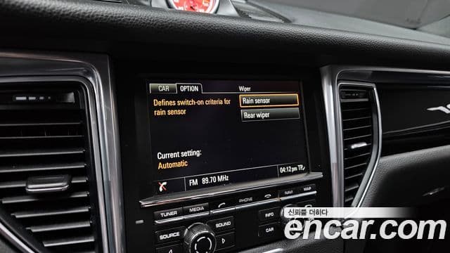 Porsche Macan 95B, 2015 16