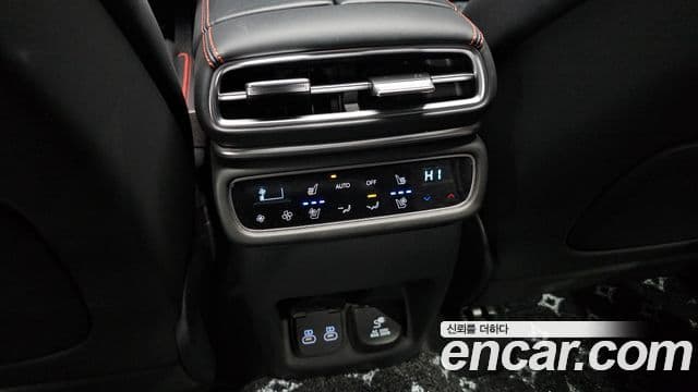 Genesis GV80 купе, 2024 19