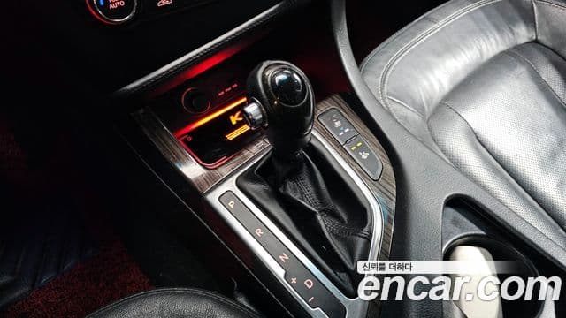 Kia K5 Prestige, 2013 9