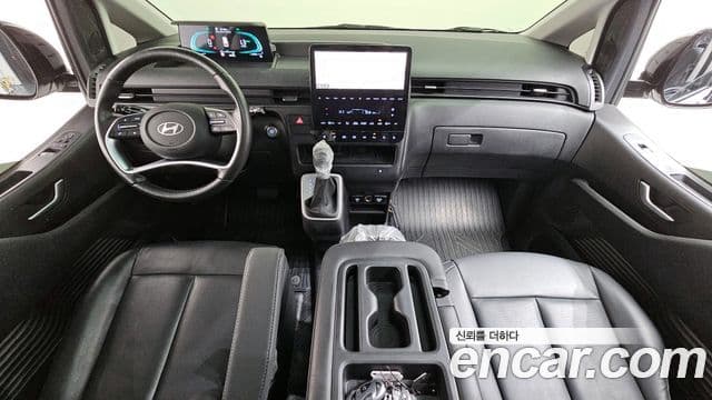 Hyundai Staria Modern, 2025 7