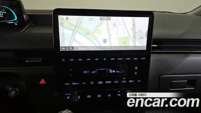 Hyundai Staria Modern, 2025 14