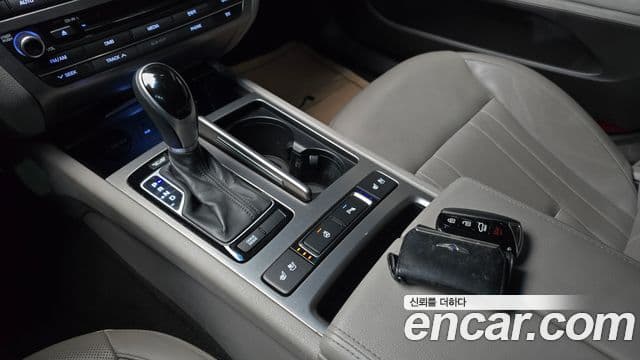 Hyundai Genesis DH Modern, 2015 9