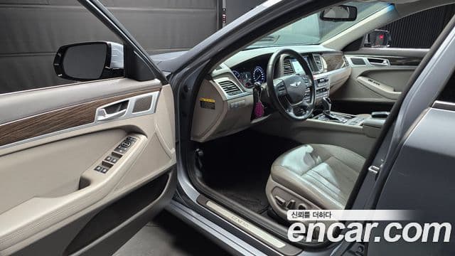 Hyundai Genesis DH Modern, 2015 11