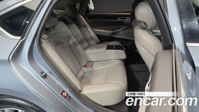 Hyundai Genesis DH Modern, 2015 12