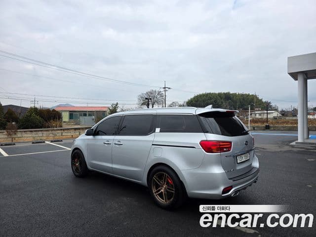 Kia The / новый New Carnival Special, 2019 6