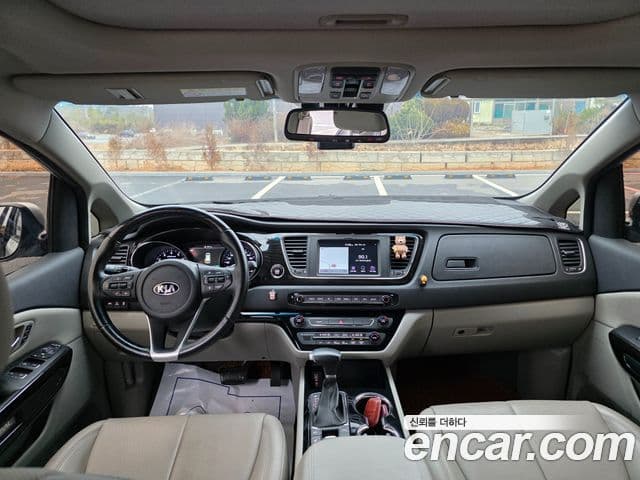 Kia The / новый New Carnival Special, 2019 12