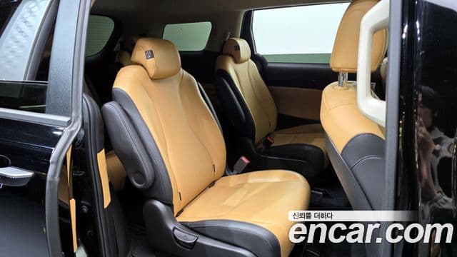 Kia Carnival 4세대 Prestige, 2022 12