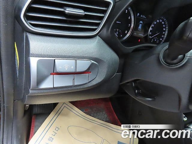 Hyundai Veloster (JS) Core, 2018 10