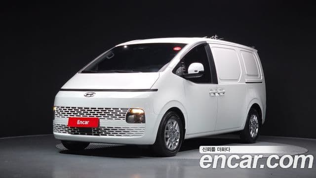Hyundai Staria Modern, 2022 1