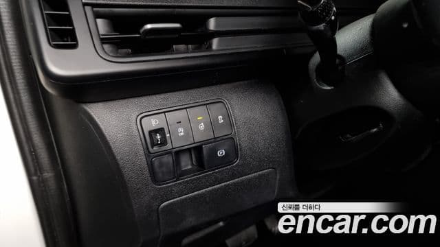 Hyundai Staria Modern, 2022 14