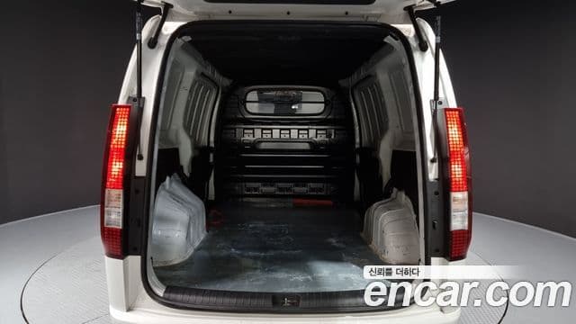 Hyundai Staria Modern, 2022 20