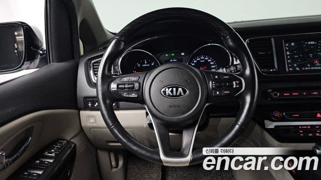 Kia The / новый New Carnival Prestige, 2020 13