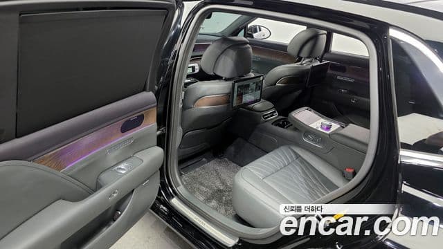 Genesis G90 (RS4) бензин 3.5 турбо e-S/C AWD, 2023 11