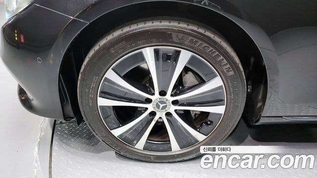 Mercedes-Benz E-класс W213 Exclusive, 2020 все фото