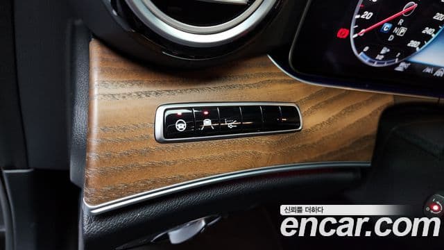 Mercedes-Benz E-класс W213 Exclusive, 2020 17