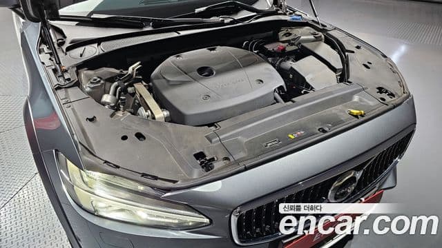 Volvo V90 Cross Country T5 Pro AWD, 2018 6