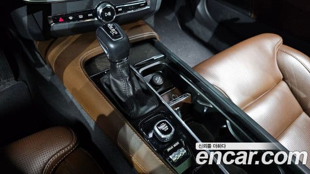 Volvo V90 Cross Country T5 Pro AWD, 2018 9