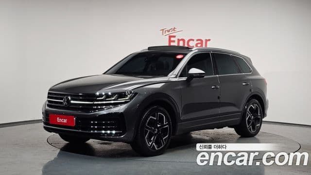 Volkswagen Touareg 3세대 Prestige, 2024 11