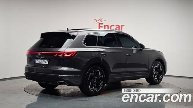 Volkswagen Touareg 3세대 Prestige, 2024 2