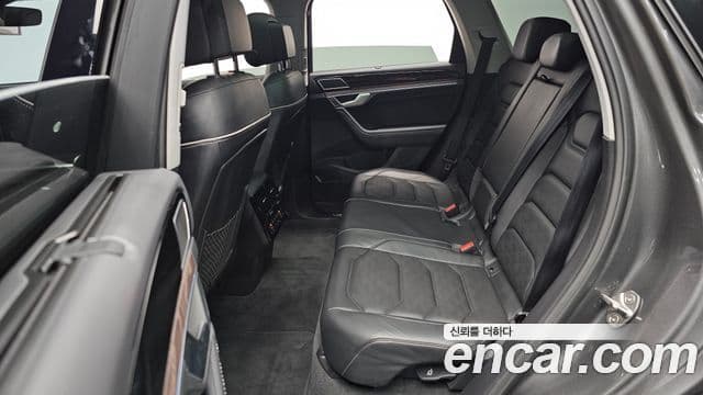 Volkswagen Touareg 3세대 Prestige, 2024 13