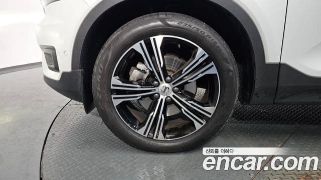 Volvo XC40 B4 Inscription, 2022 все фото